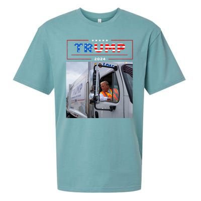 Donald Trump Rides In Garbage Truck Garbage Trump Sueded Cloud Jersey T-Shirt