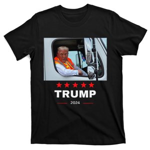 Donald Trump Rides In Garbage Truck Gift T-Shirt