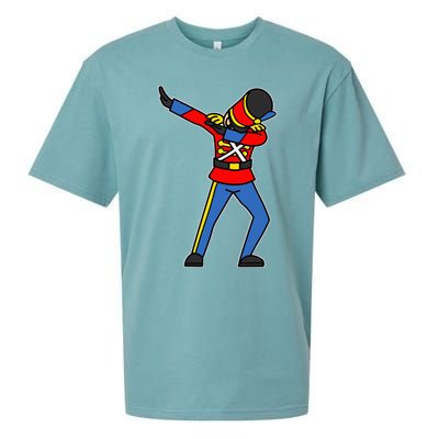 Dabbing Toy Soldier Nutcracker Christmas Sueded Cloud Jersey T-Shirt