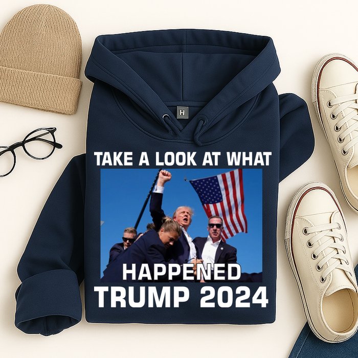 Donald Trump Take A Look What Happened I DonT Die Easily Hoodie
