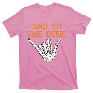 Dad To The Bone Spooky Skeleton Hand Funny Halloween T-Shirt