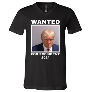 Trump wanted for President 2024 Trump Mugshot V-Neck T-Shirt