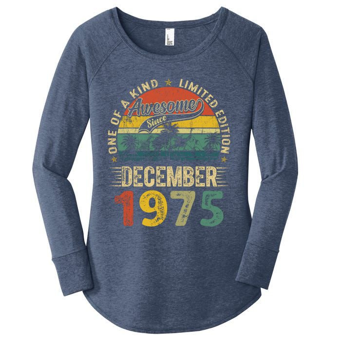 Distressed Vintage 1975 December Limited Edition 49th Bday Women's Perfect Tri Tunic Long Sleeve Shirt