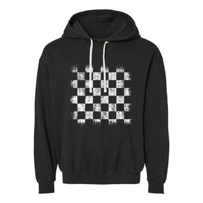 Distressed Vintage Chess Board Gamer Checkered Chess Player Garment-Dyed Fleece Hoodie