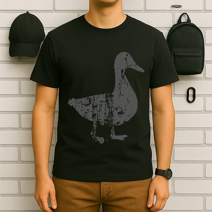 Duck Vintage Design  Distressed Duck Print  T-Shirt
