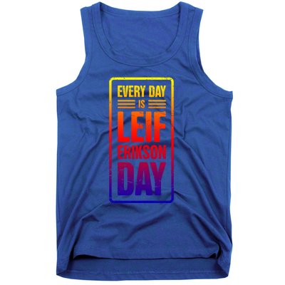 Distressed Viking Leif Erikson Day / Funny Leif Erikson Gift Tank Top