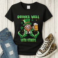Drinks Well With Others St. Patrick's Day Drunk Beer Funny Womens T-Shirt
