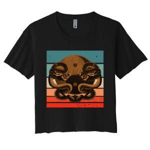 Dragon Yinyang Symbol Balance Harmony Symmetrical Scales Women's Crop Top Tee