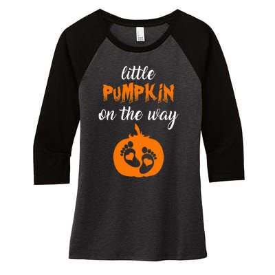 Expecting a Little Pumpkin Cute Pregnancy Graphic Women's Tri-Blend 3/4-Sleeve Raglan Shirt