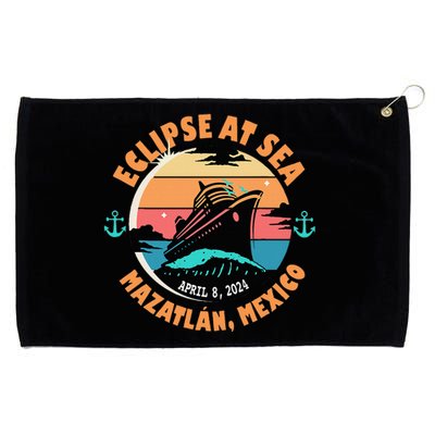 Eclipse At Sea MazatláN Mexico Total Solar Eclipse Grommeted Golf Towel