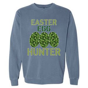 Easter Egg Hunter Camo Eggs Funny Egg Hunt Garment-Dyed Sweatshirt