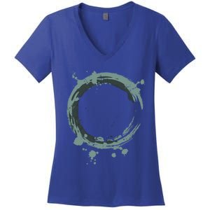 Enso Circle Funny Gift Zen Circle Funny Gift Buddhism Yoga Spiritual Karma Gift Women's V-Neck T-Shirt