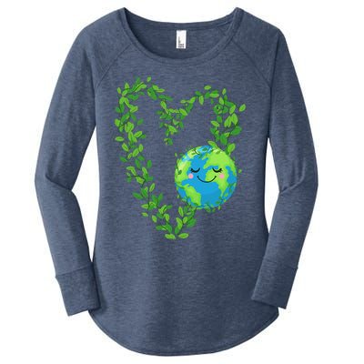 Earth Day 2024 Heart Earth Day Love Women's Perfect Tri Tunic Long Sleeve Shirt