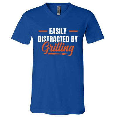 Easily Distraced By Grilling Barbecue Grill Master Steak Bbq Gift V-Neck T-Shirt