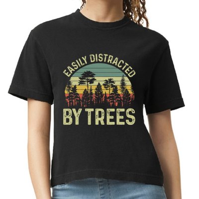 Easily Distracted By Trees Funny Tree Planting Trees Comfort Colors Boxy T-Shirt