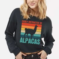 Easily Distracted By Alpacas Design For An Alpaca Fan Cropped Pullover Crew