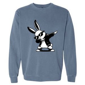 Easter Day Dabbing Bunny Rabbit Hip Hop Easter Baket Garment-Dyed Sweatshirt