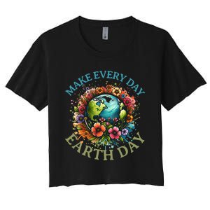 Earth Day Every Day Groovy Retro 70s Earth Day Women's Crop Top Tee