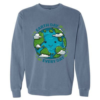 Earth Day Every Day Cute Environmental Light Garment-Dyed Sweatshirt