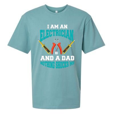 Electrician Dad Funny Electrician Father Gift Sueded Cloud Jersey T-Shirt