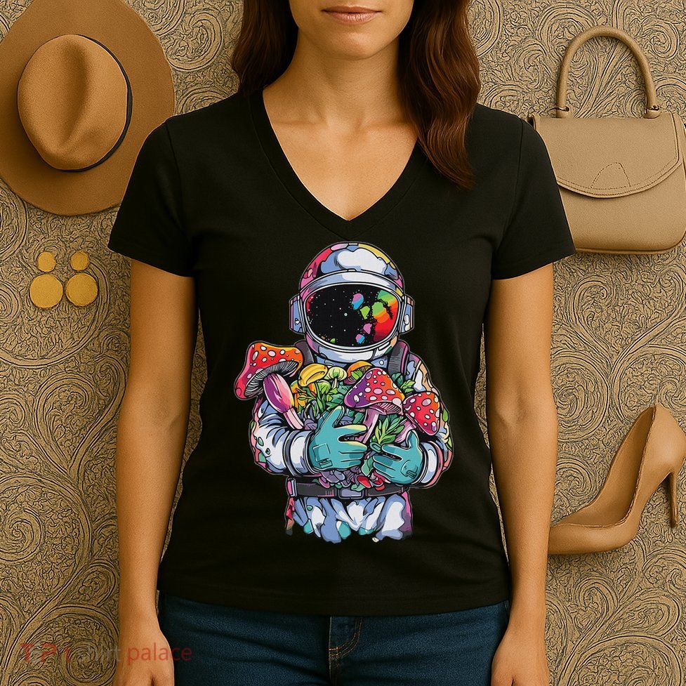 Edm Dj Festival Outfit & Women Trippy Astronaut Art Edm Mushroom Psychedelic Rave, Women's V-Neck T-Shirt