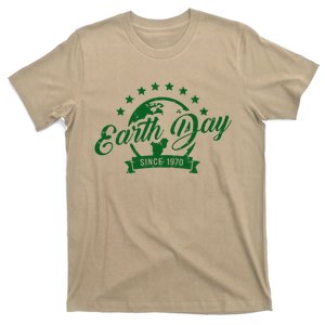 Earth Day Since 1970 Retro Globe Science Gift T-Shirt