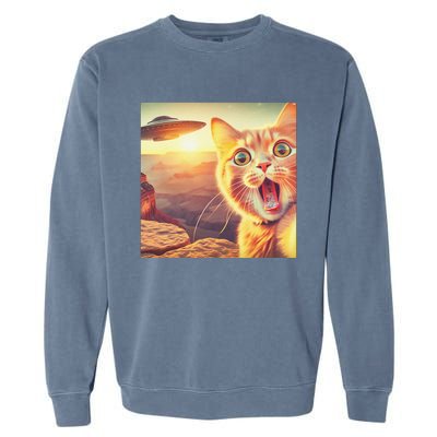 Extraterrestrial Encounter Funny Cat Selfie With Ufo Garment-Dyed Sweatshirt