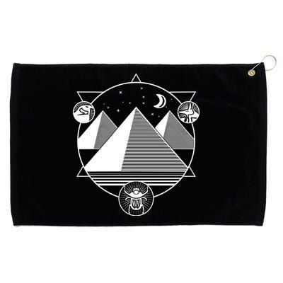 Egyptian Pyramids Emblem Grommeted Golf Towel