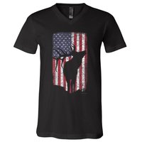 Elk Hunting Bugling Bull Us Flag American Retro V-Neck T-Shirt