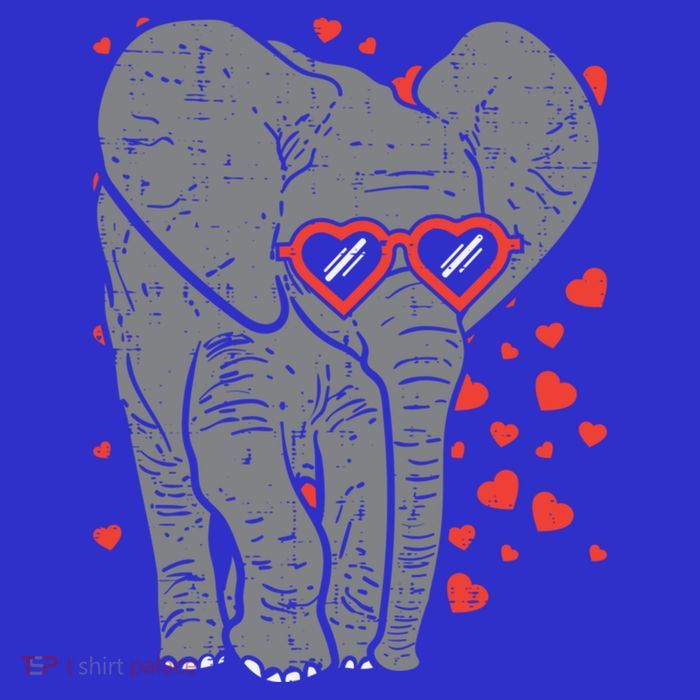 Elephant Heart Glasses Cute Valentines Day Animal Lover Gift Cool Gift T-Shirt