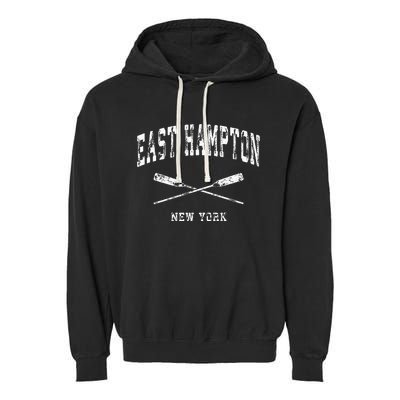 East Hampton New York Vintage Nautical Crossed Oars Garment-Dyed Fleece Hoodie