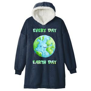 Everyday Is Earth Day Tee Mother Earth Day Tee Nature Lovers Cute Gift Hooded Wearable Blanket