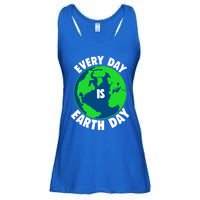 Everyday Is Earth Day Retro Vintage Great Gift Earth Globe Gift Ladies Essential Flowy Tank