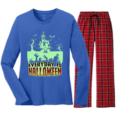 EVERYDAY IS HALLOWEEN Creepy Scary Castle House & Bats Women's Long Sleeve Flannel Pajama Set 