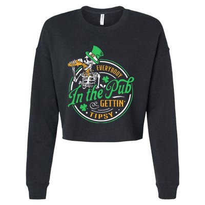 Everybody In The Pub Getting Tipsy St Patricks Day Cropped Pullover Crew