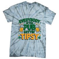Everybody In The Pub Getting Tipsy Irish St Patricks Day Tie-Dye T-Shirt