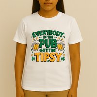 Everybody In The Pub Getting Tipsy Irish St Patricks Day T-Shirt