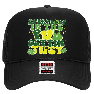 Everybody In The Pub Getting Tipsy Funny St Pattys Day Trucker Hat