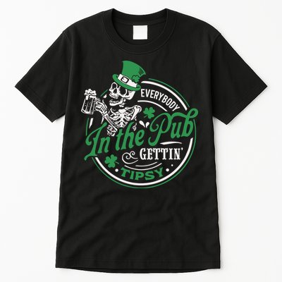 Everybody In The Pub Gettin Tipsy Shenanigans Drinking Tall T-Shirt
