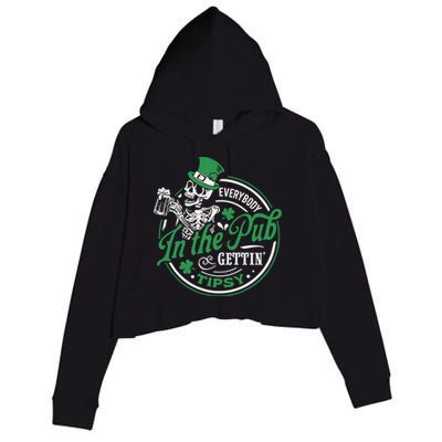 Everybody In The Pub Gettin Tipsy Shenanigans Drinking Crop Fleece Hoodie
