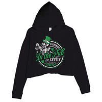 Everybody In The Pub Gettin Tipsy Shenanigans Drinking Crop Fleece Hoodie