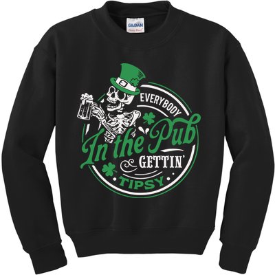 Everybody In The Pub Gettin Tipsy Shenanigans Drinking Kids Sweatshirt