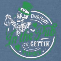 Everybody In The Pub Gettin Tipsy Shenanigans Drinking Garment-Dyed Sweatshirt