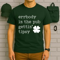 Errbody In The Pub Getting Tipsy St Patricks Day T-Shirt