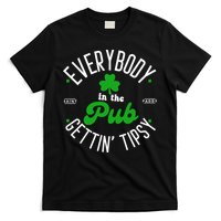 Everybody In The Pub Getting Tipsy Saint Paddy St. Patrick's Day T-Shirt
