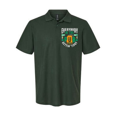 Everybody In The Pub Getting Tipsy St Patricks Day Shamrock Softstyle Adult Sport Polo