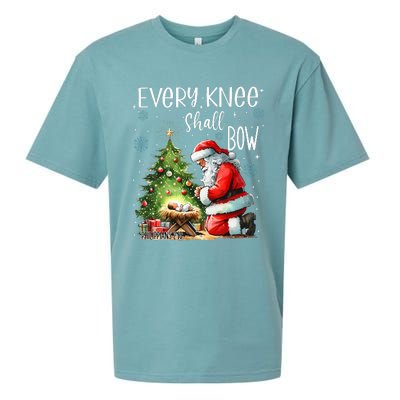 Every Knee Shall Bow Santa Christmas Nativity Scene Xmas Sueded Cloud Jersey T-Shirt