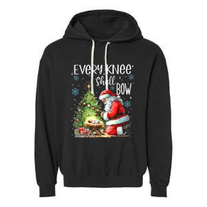 Every Knee Shall Bow Santa Christmas Nativity Scene Xmas Garment-Dyed Fleece Hoodie