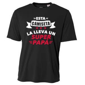 Esta La Lleva Un Super Papá Cooling Performance Crew T-Shirt