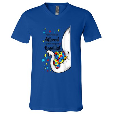 Elephant Mom Autism Awareness Colorful Puzzle Pieces Gift V-Neck T-Shirt